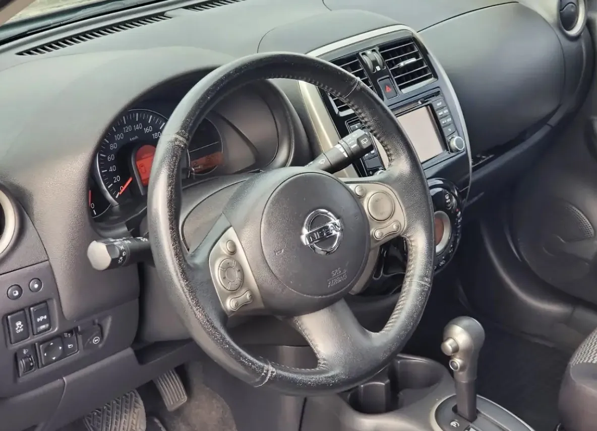 Nissan Micra 2014 Купити авто в лізинг