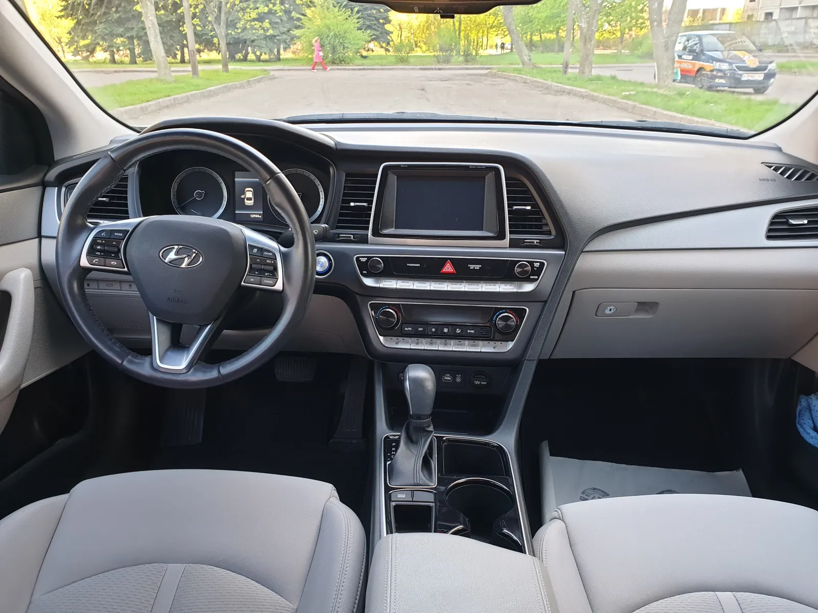 Hyundai Sonata 2019 купити авто в лізинг