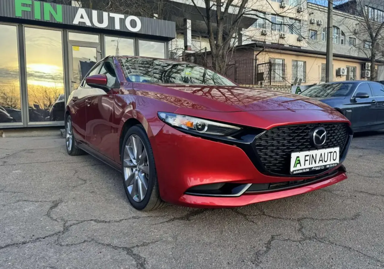 Mazda 3 2018 Купити бу авто в лізинг