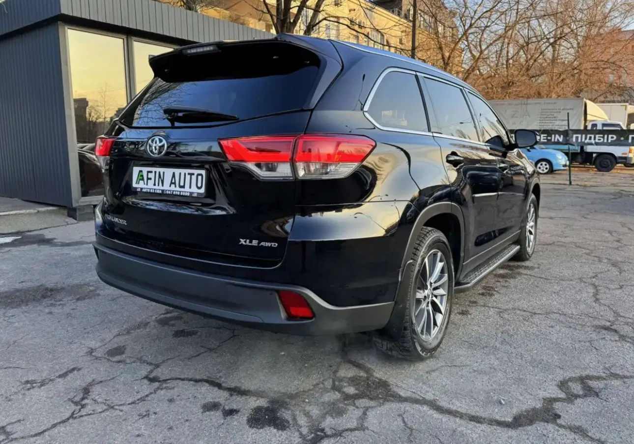 Toyota Highlander 2019 Тойота Хайлендер купити авто в лізинг Київ