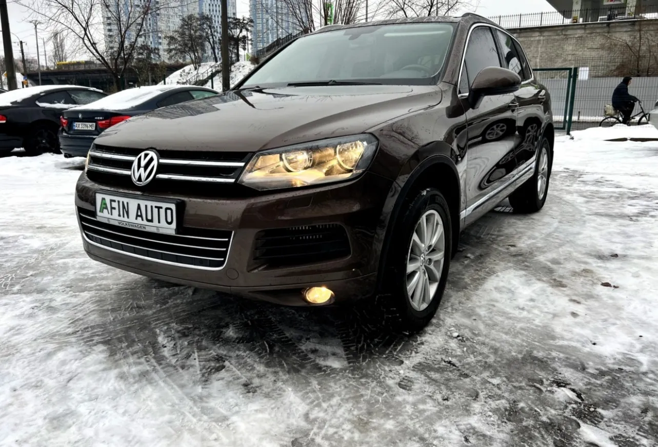 Volkswagen Touareg 2013 Купити авто в лізинг Україна