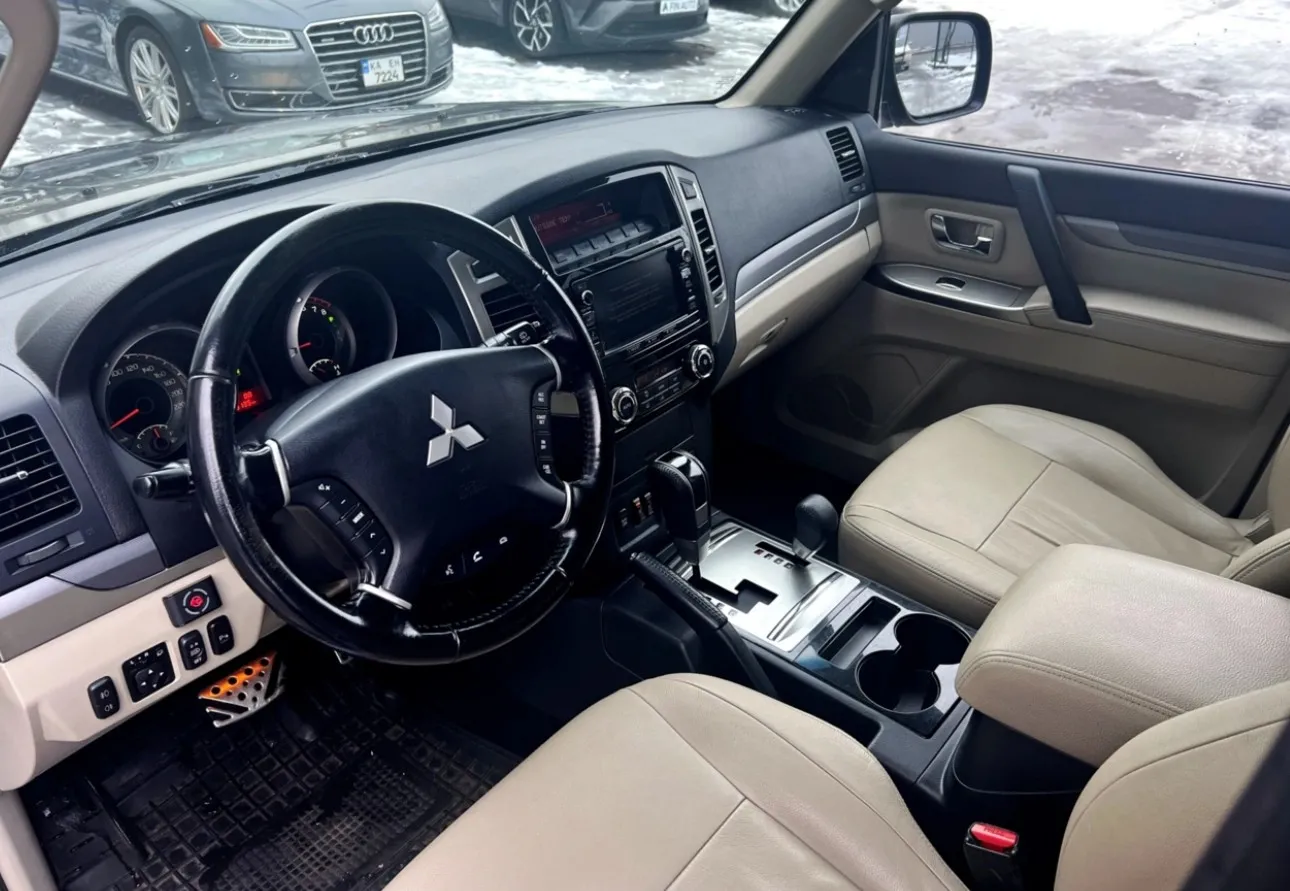 Mitsubishi Pajero Wagon 2017 Купити авто в лізинг Автомані
