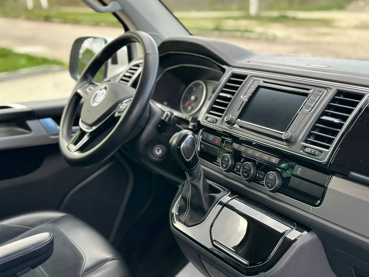 Volkswagen T6 Multivan 2016 купити авто в лізинг