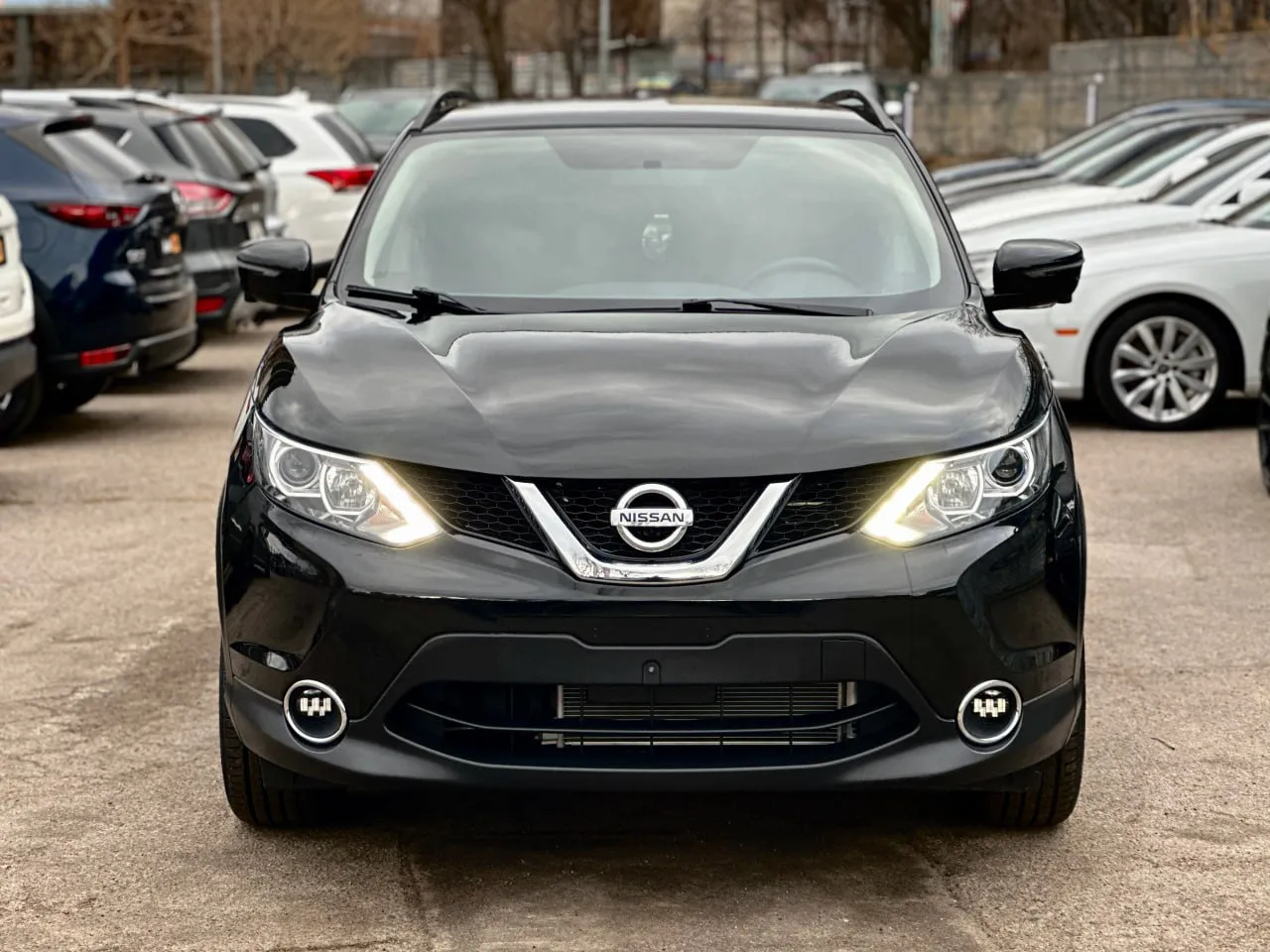 Nissan Rogue Sport 2.0 2017 купити авто в лізинг