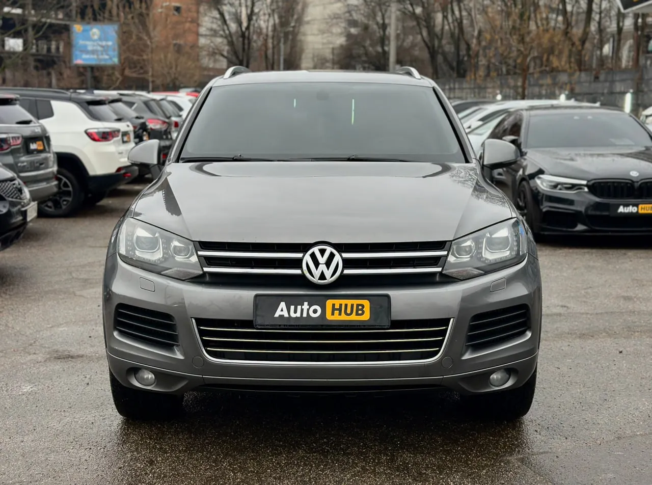 VOLKSWAGEN TOUAREG 3.0 TDI 2011 купити авто в лізинг