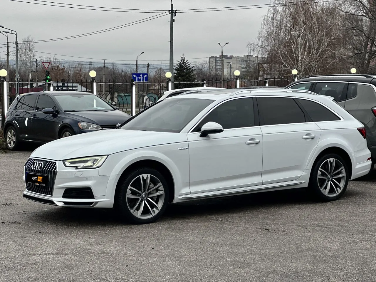 Audi A4 Allroad S-line 2017 купити авто в лізинг Автомані