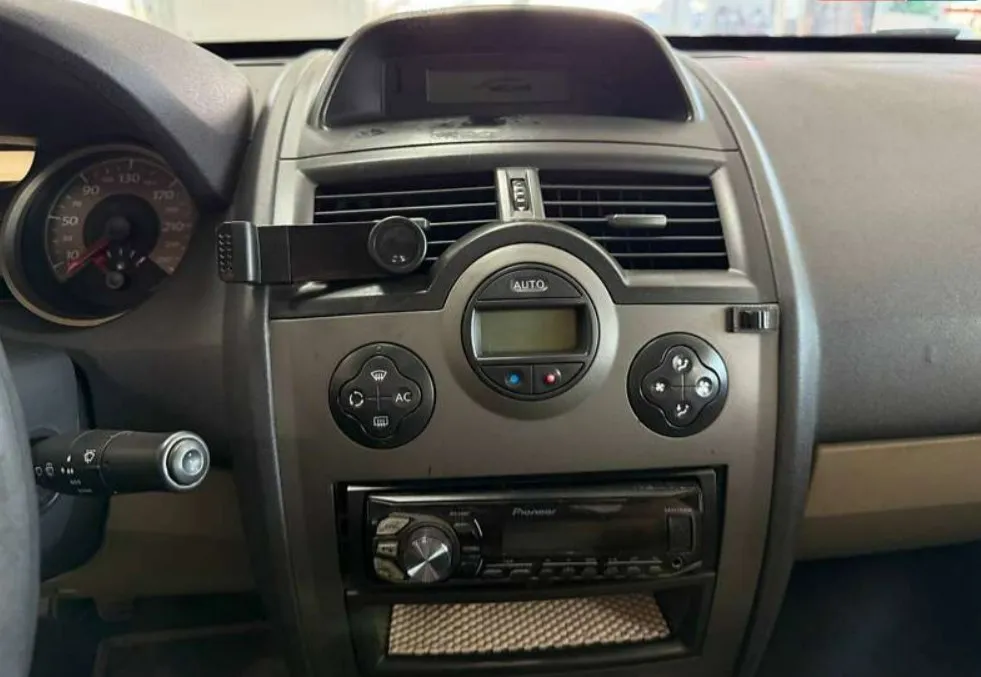 Купити Рено Меган газ бензин