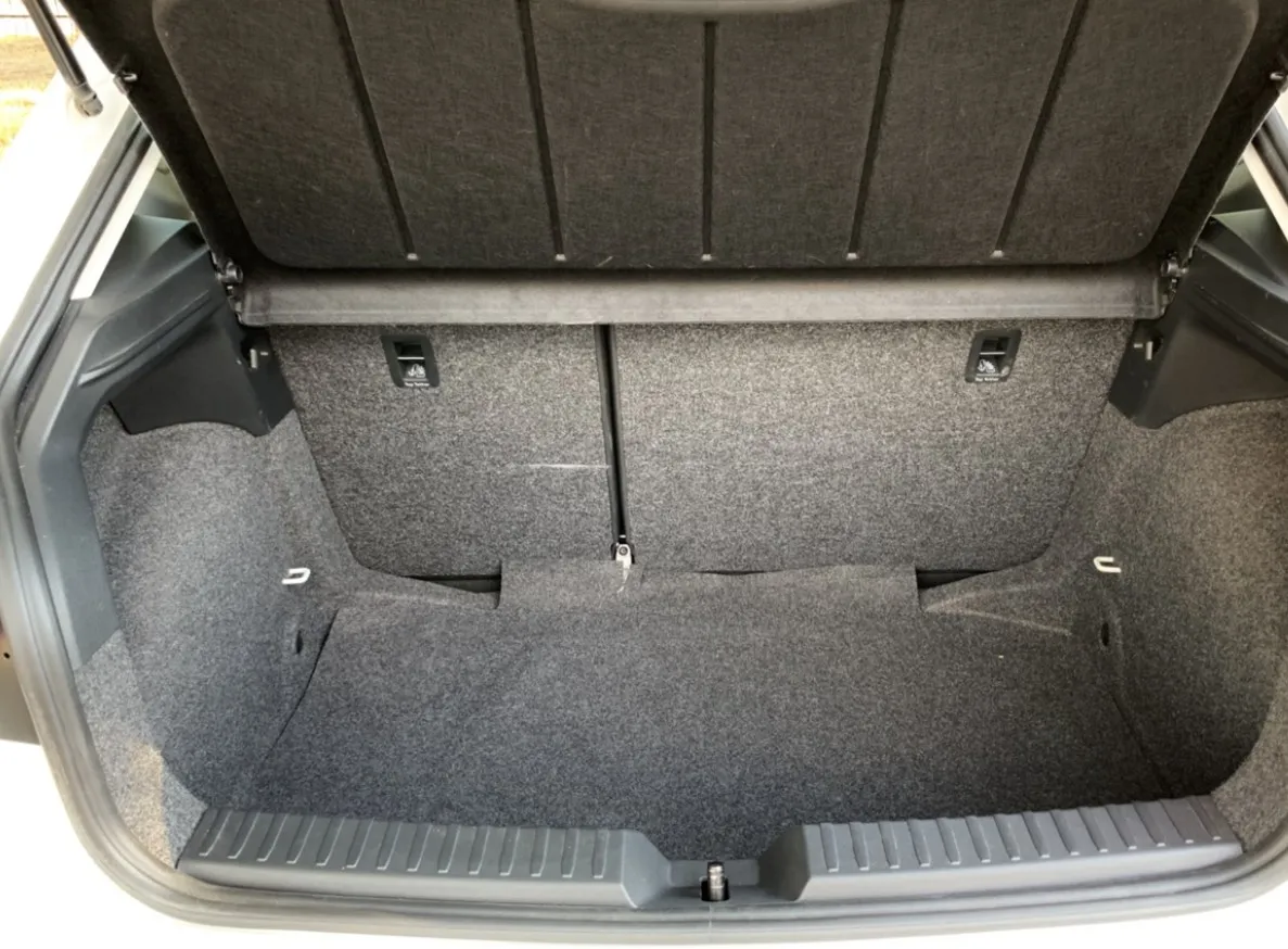 Купити Сеат Ібіца хетчбек бензин