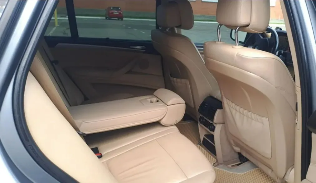 купити авто в лізинг БМВ х5