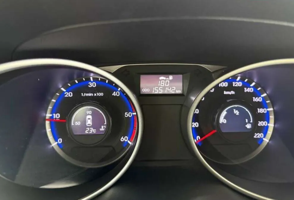 Купить Хендай іх35 2.0 дизель