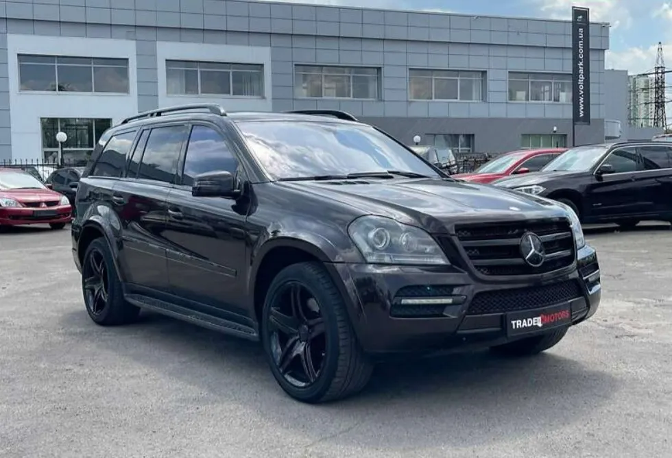 Купити Мерседе Бенц ГЛЕ 5.5 бензин 7 містний