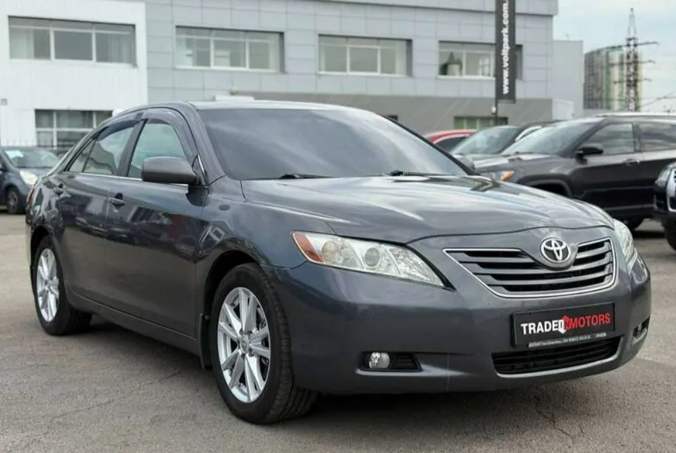 Купити Тойота Камрі газ бензин