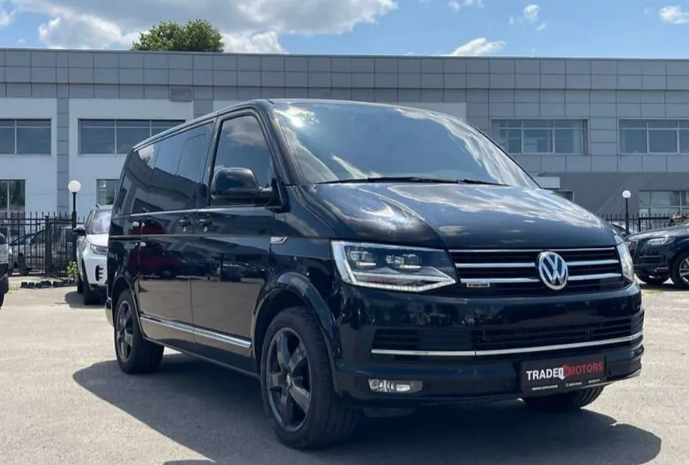 Купити мінівен Фольксваген Мультіван дизель