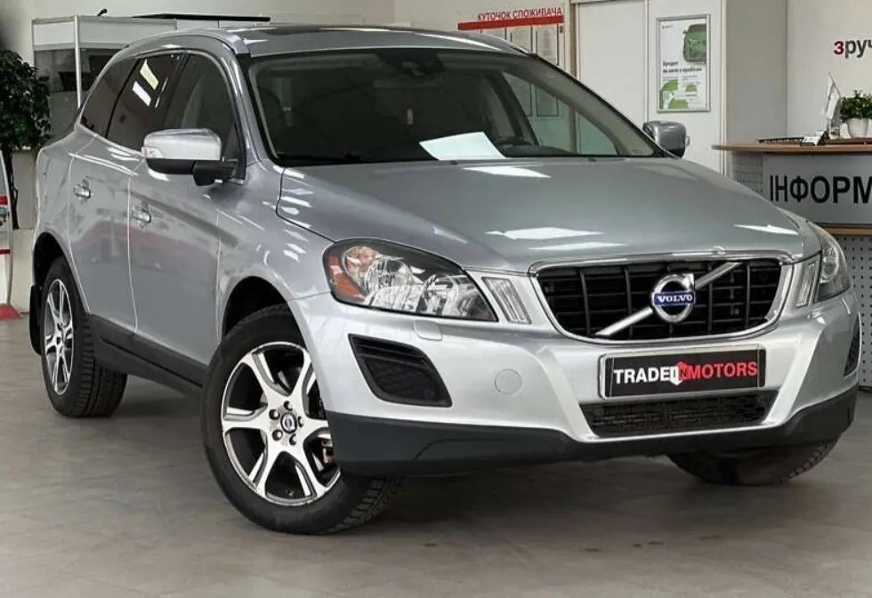 Купити Вольво ХС60 газ бензин 3.0