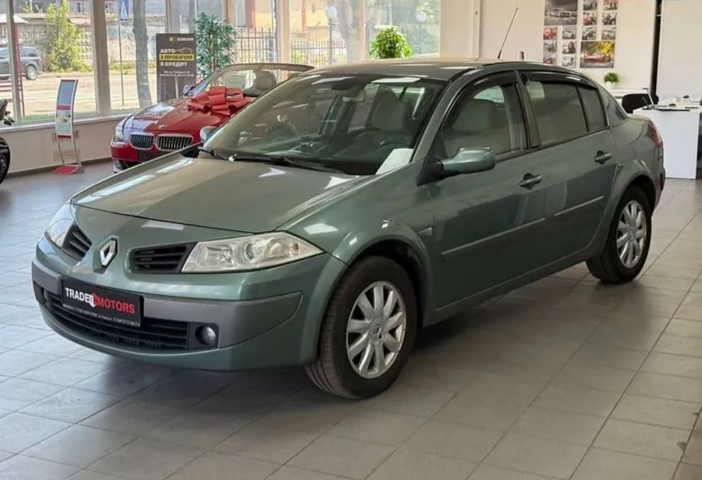 Купити Рено Меган газ бензин
