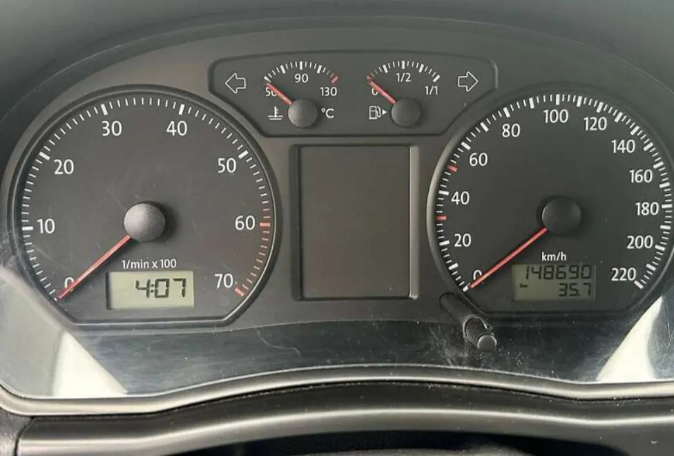 Купити Фольксваген Поло хетчбек 1.4 бензин