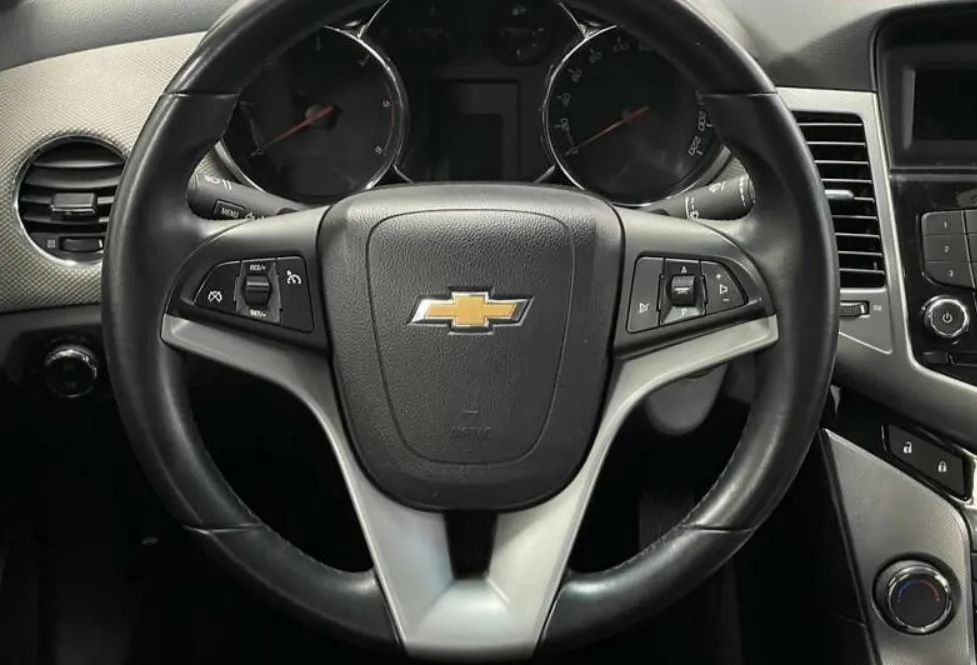 Купити Шевроле Крузе дизель 2.0 2011