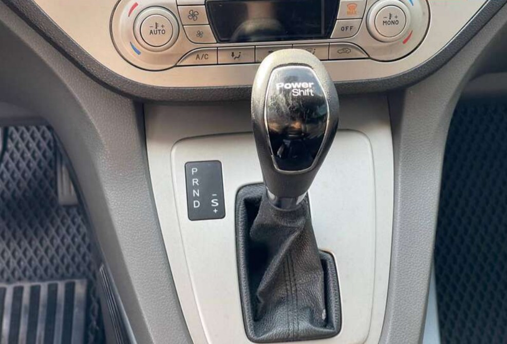 Купити Форд Куга дизель кросовер