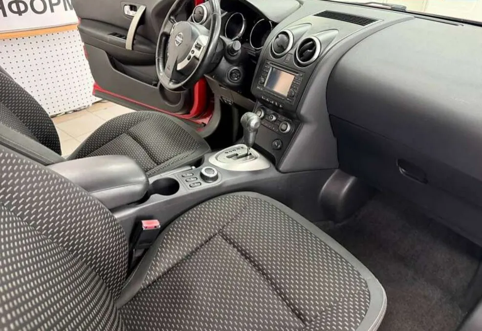 Купити Ніссан Кашкай 2.0 бензин 2009