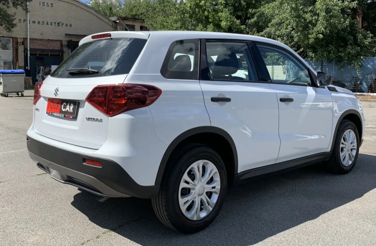 Купити авто Сузукі Вітара бензин Київ