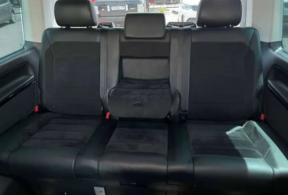 Купити мінівен Фольксваген Мультіван дизель