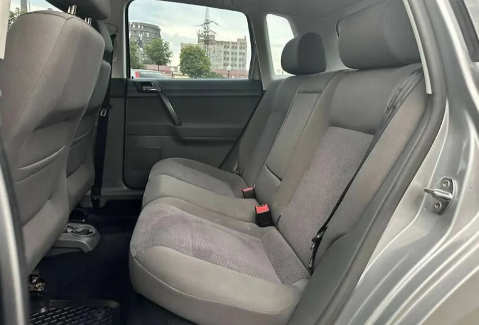 Купити Фольксваген Поло хетчбек 1.4 бензин