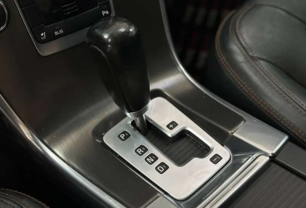 Купити Вольво ХС60 газ бензин 3.0