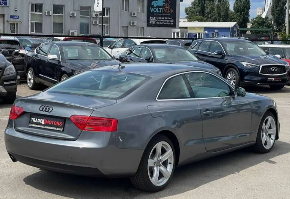 Купити Ауді А5 2.0 бензин Київ