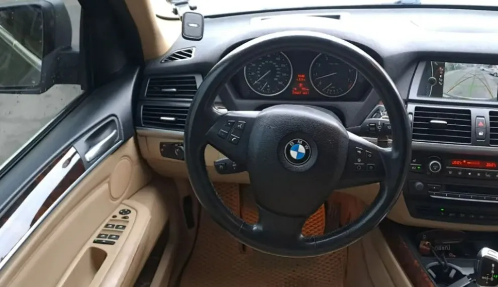 купити авто в лізинг БМВ х5