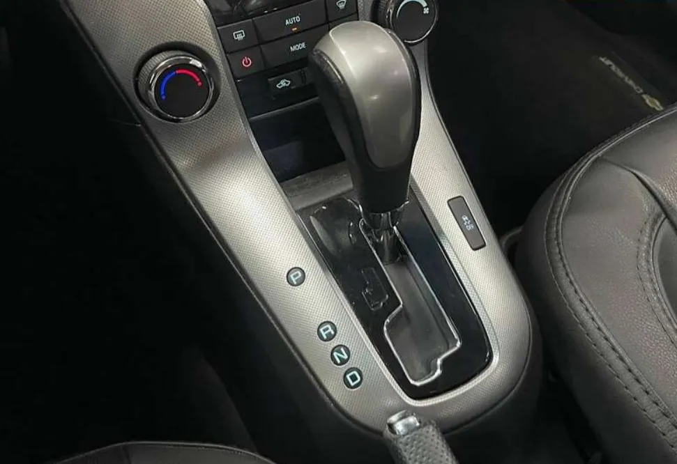 Купити Шевроле Крузе дизель 2.0 2011