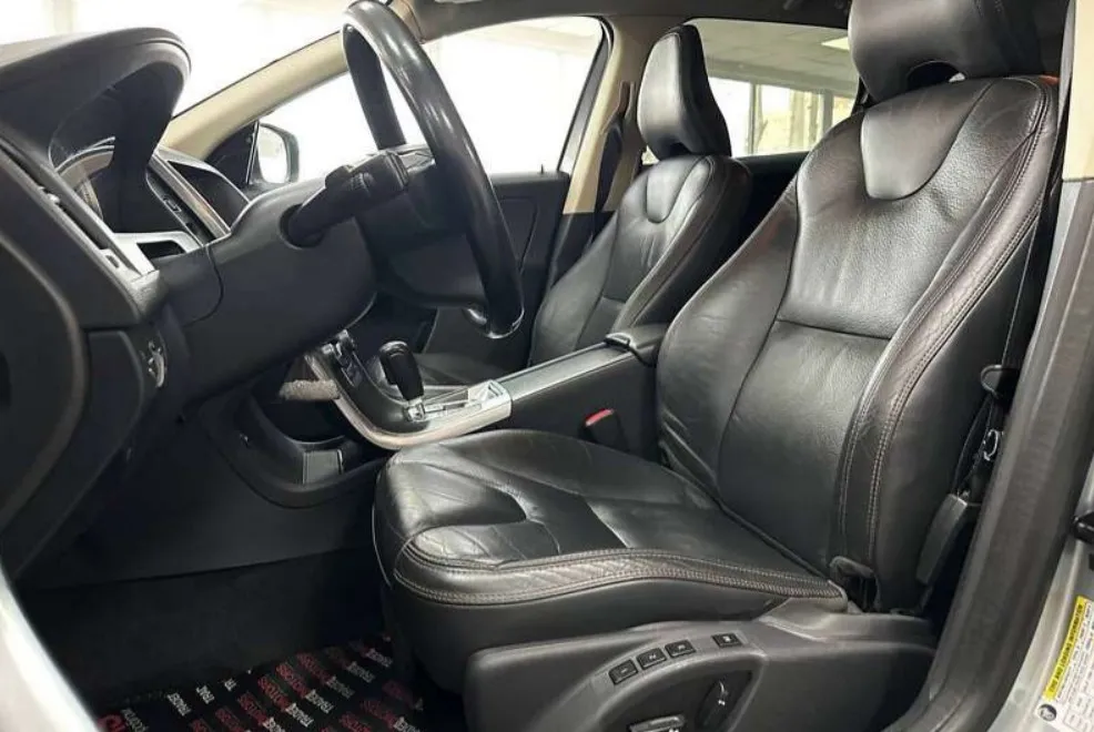 Купити Вольво ХС60 газ бензин 3.0