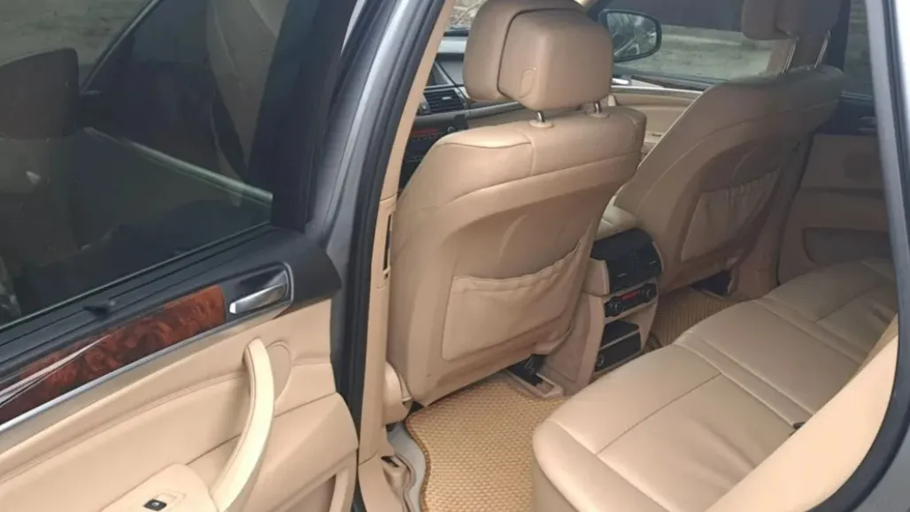 купити авто в лізинг БМВ х5