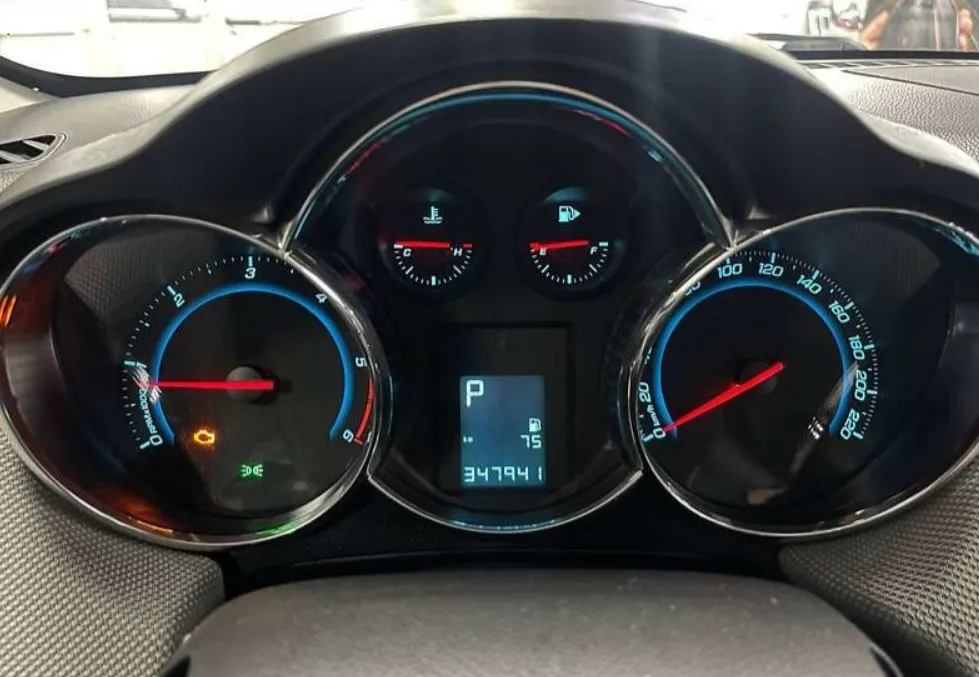 Купити Шевроле Крузе дизель 2.0 2011