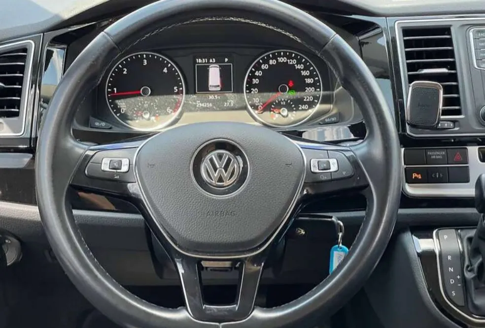 Купити мінівен Фольксваген Мультіван дизель