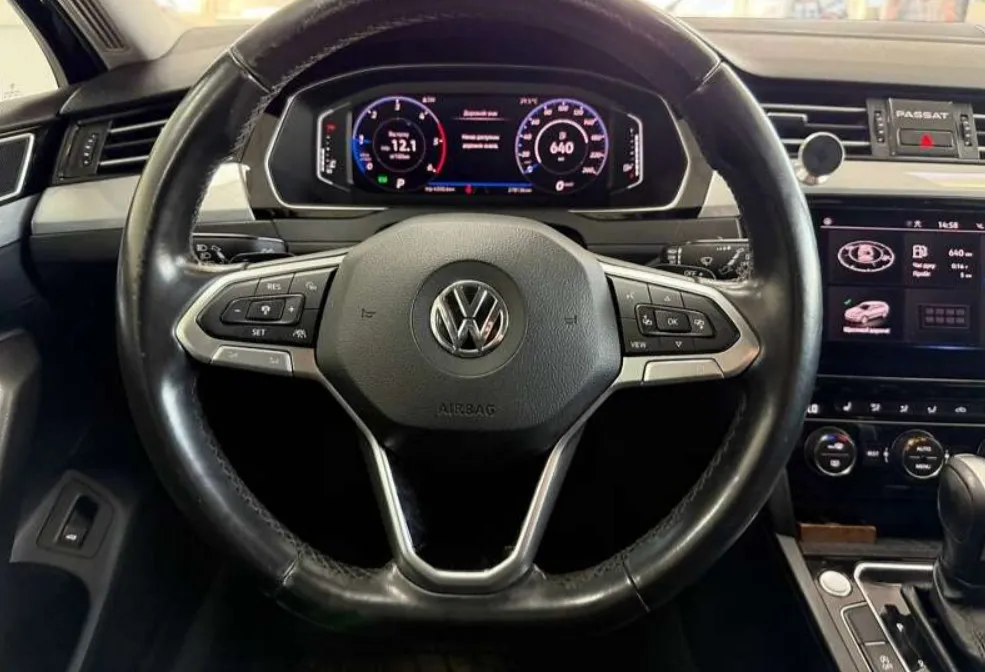 Купити бу авто Фольксваген Пассат дизель універсал Автомані