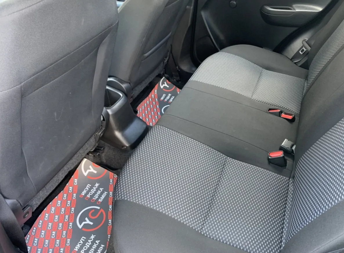 Купити авто Сузукі Вітара бензин Київ