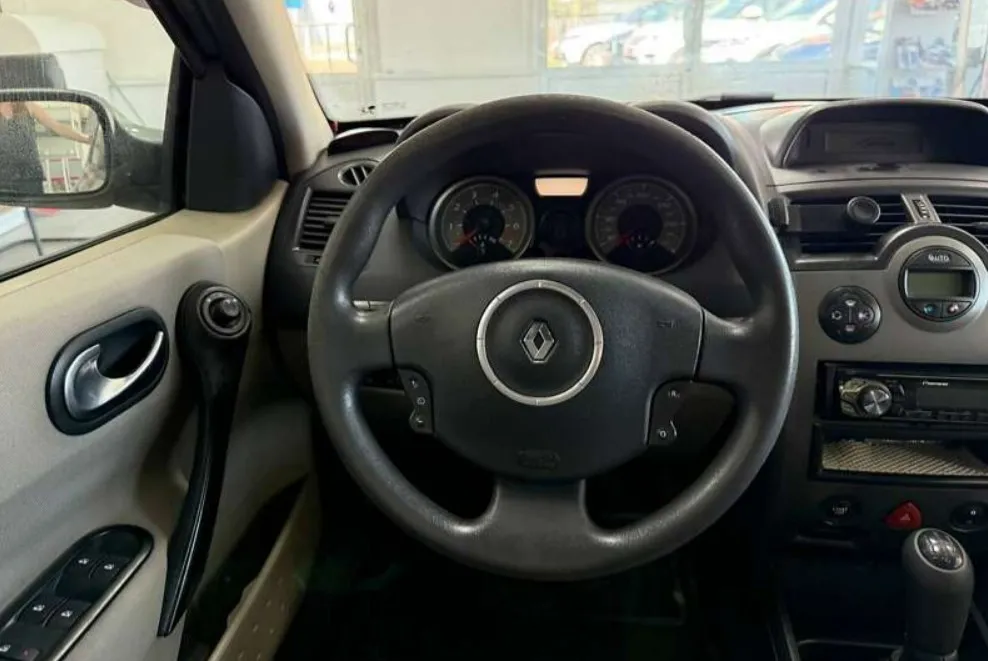 Купити Рено Меган газ бензин