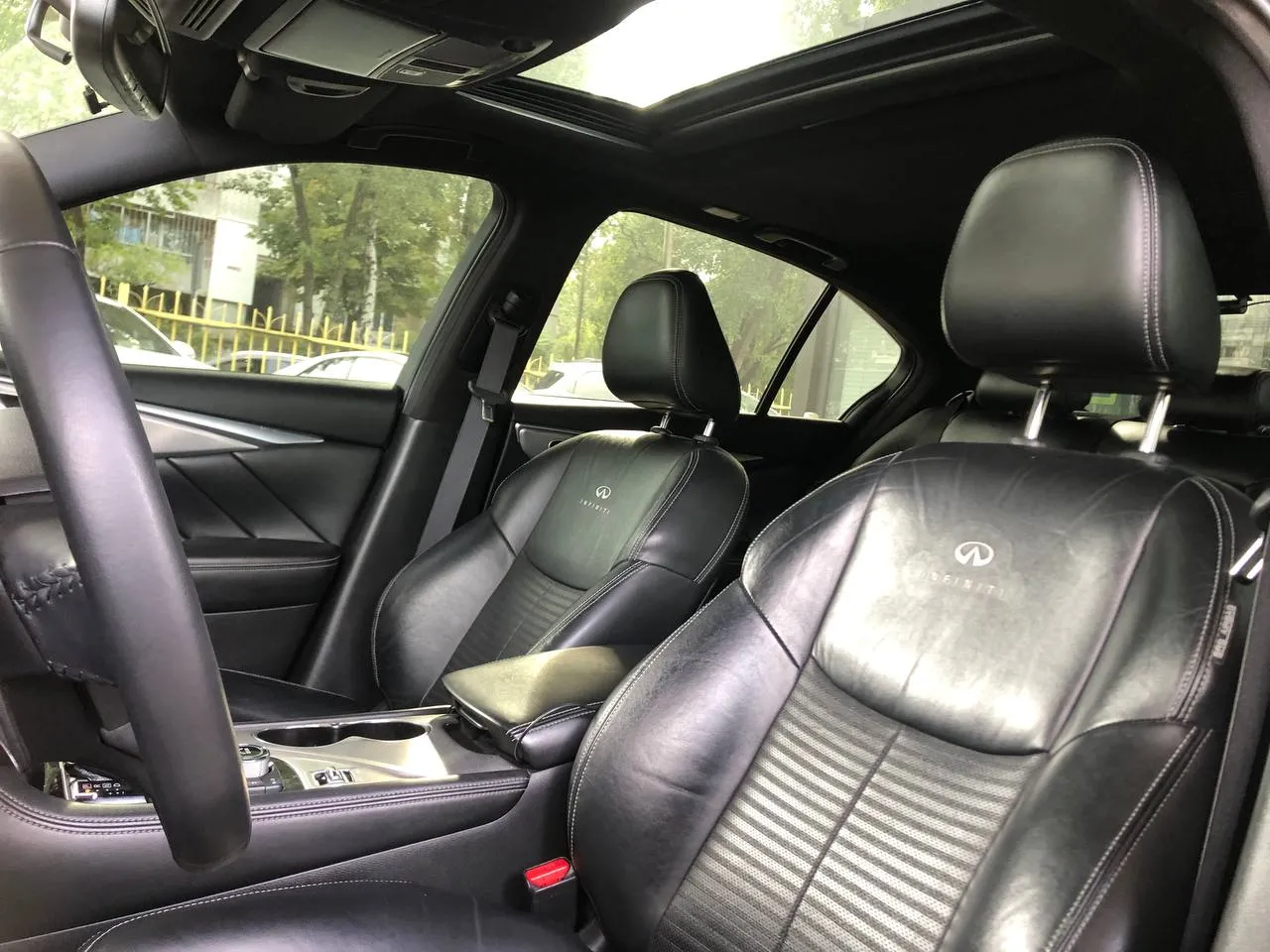 купити гібрид інфініті ку50