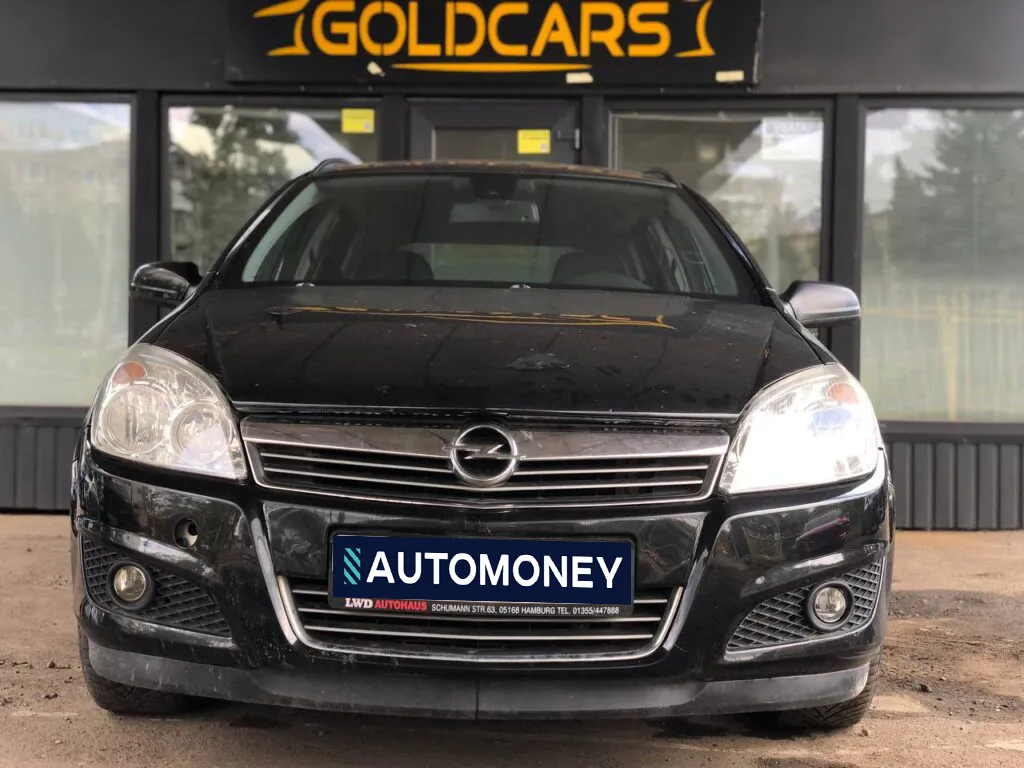 Купити авто Опель Астра універсал бензин в лізинг