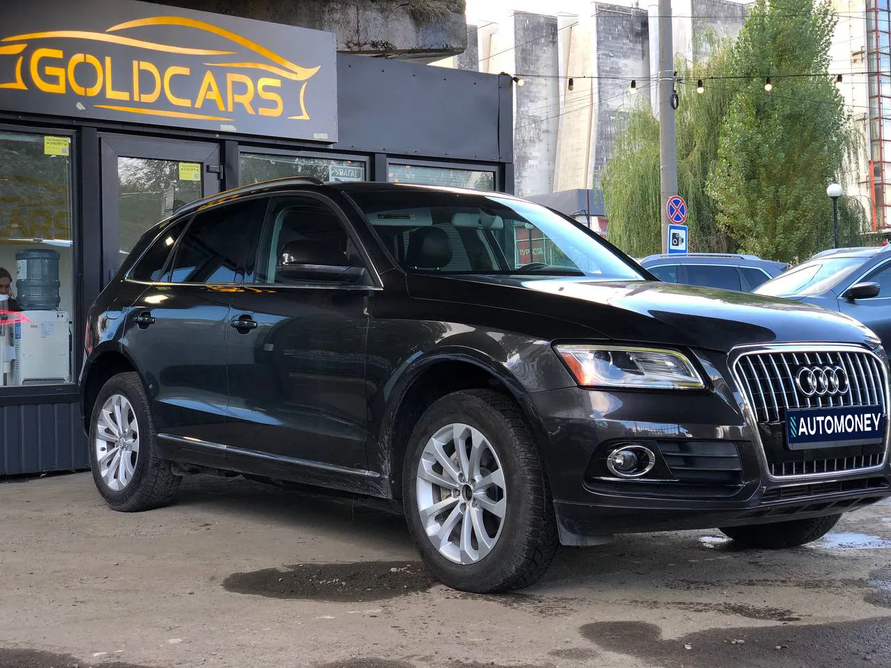Купити Ауді Ку5 кросовер бензин