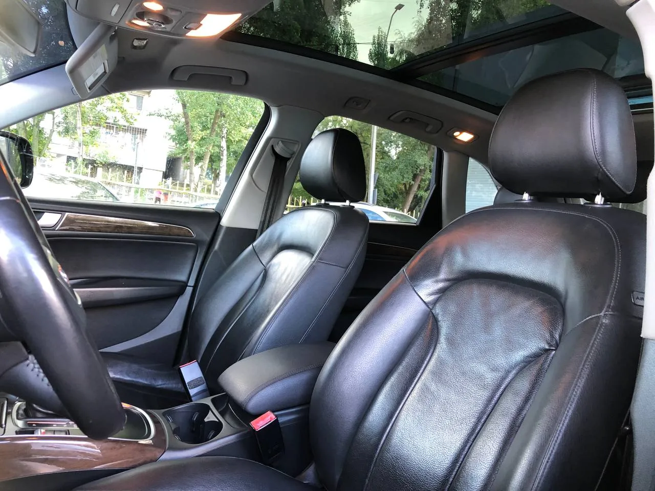 Купити Ауді Ку5 кросовер бензин