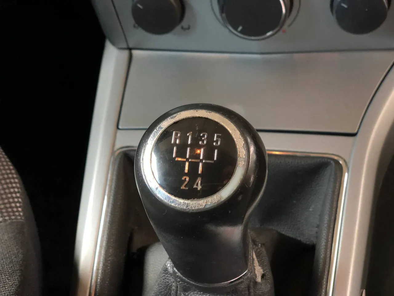 Купити авто Опель Астра універсал бензин в лізинг