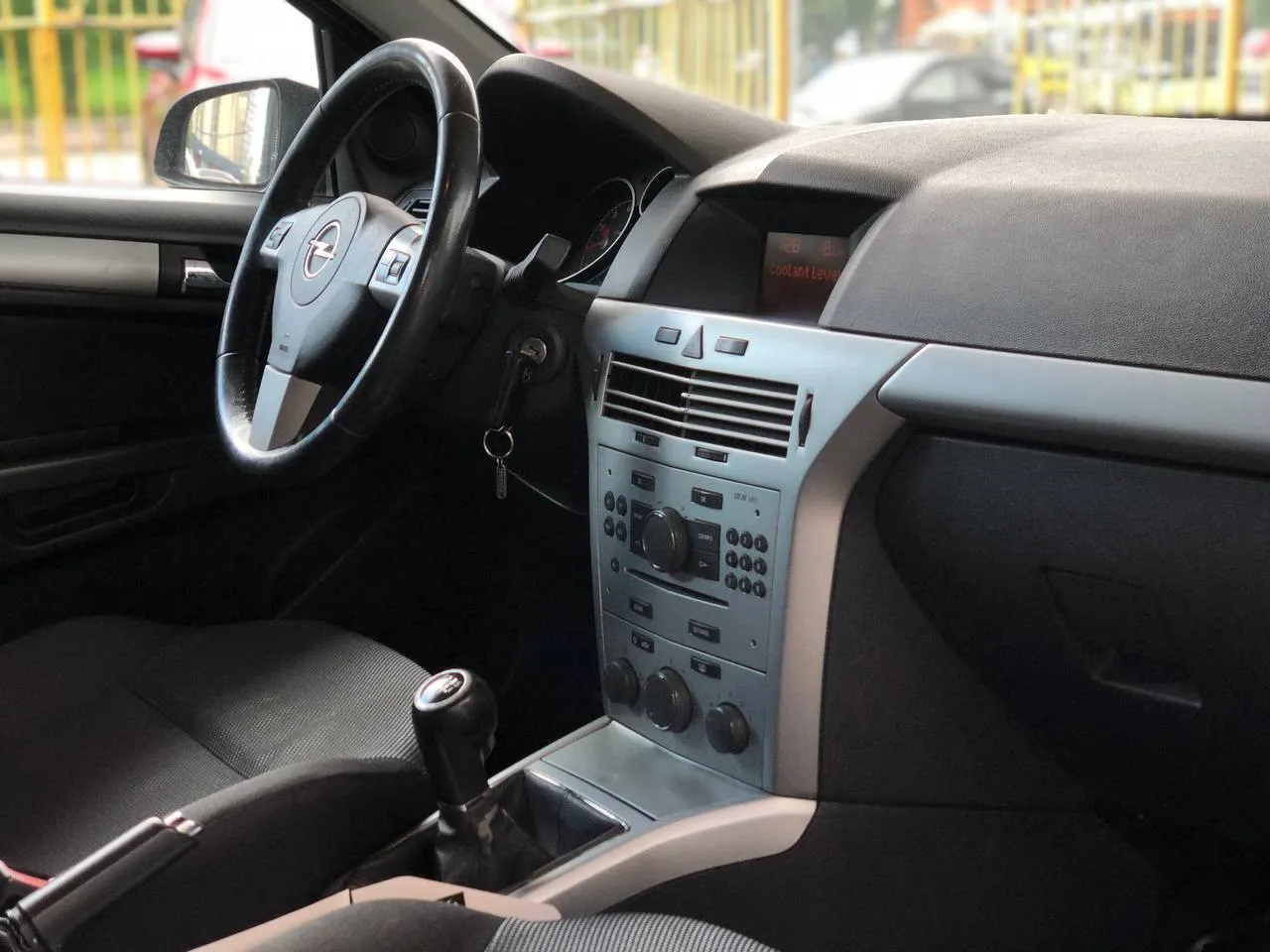 Купити авто Опель Астра універсал бензин в лізинг