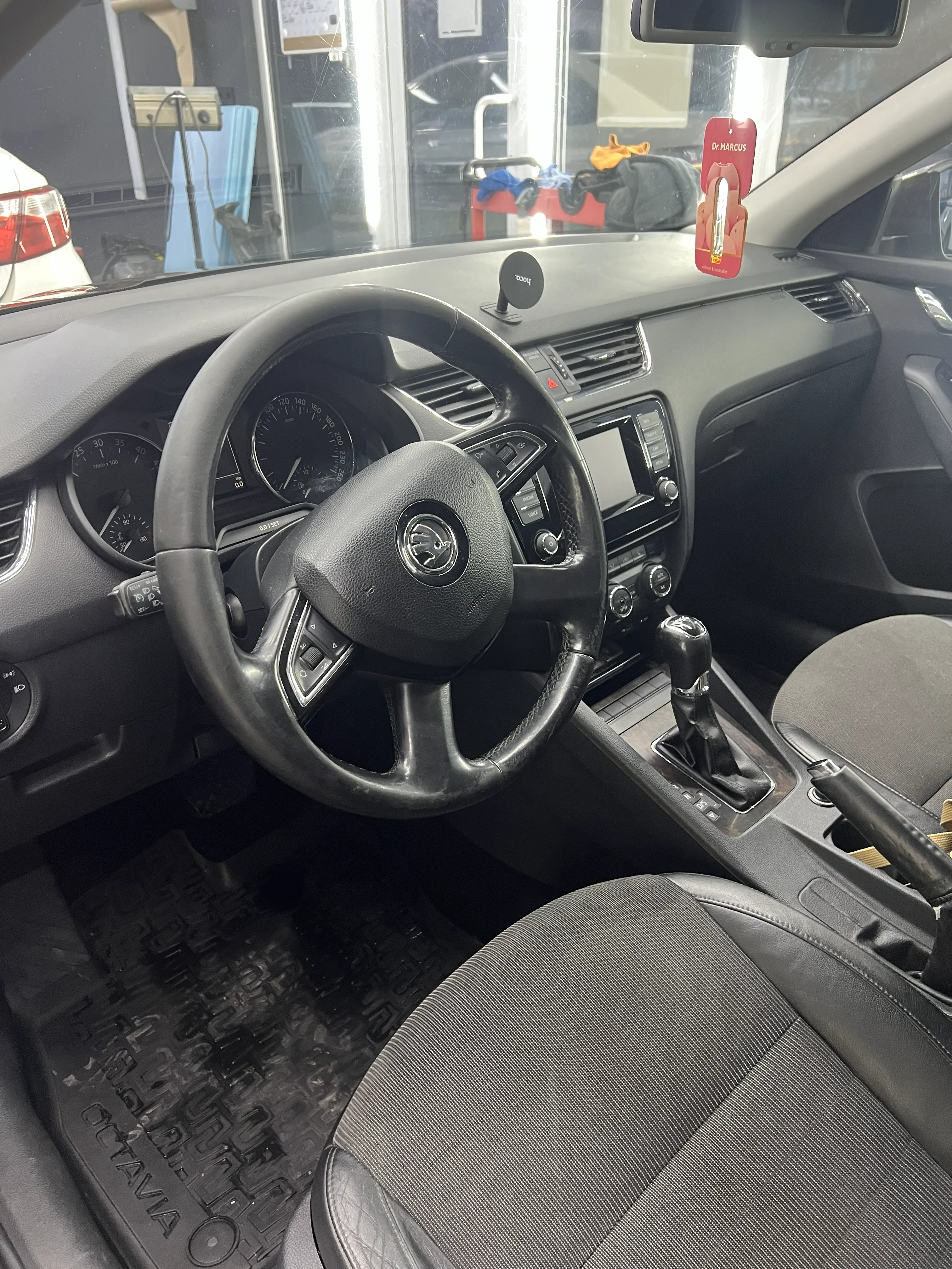 купити шкода октавія дизель 2.0 2013 року