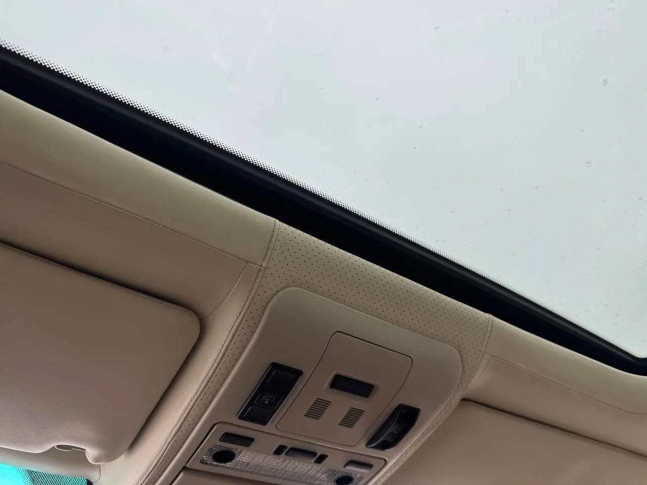 купити авто в лізинг ленд ровер Київ